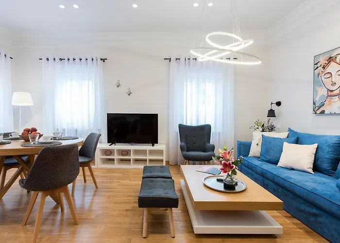 Διαμέρισμα Arieni Sea View House *
