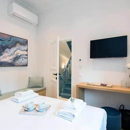 Arieni Sea View House