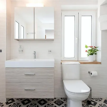 Апартаменты Arieni Sea View House