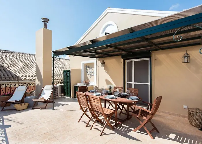 Apartment Arieni Sea View House *